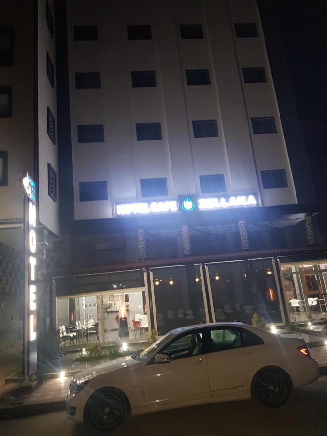 ZELLAKA hôtel&café Kourigha Exterior foto